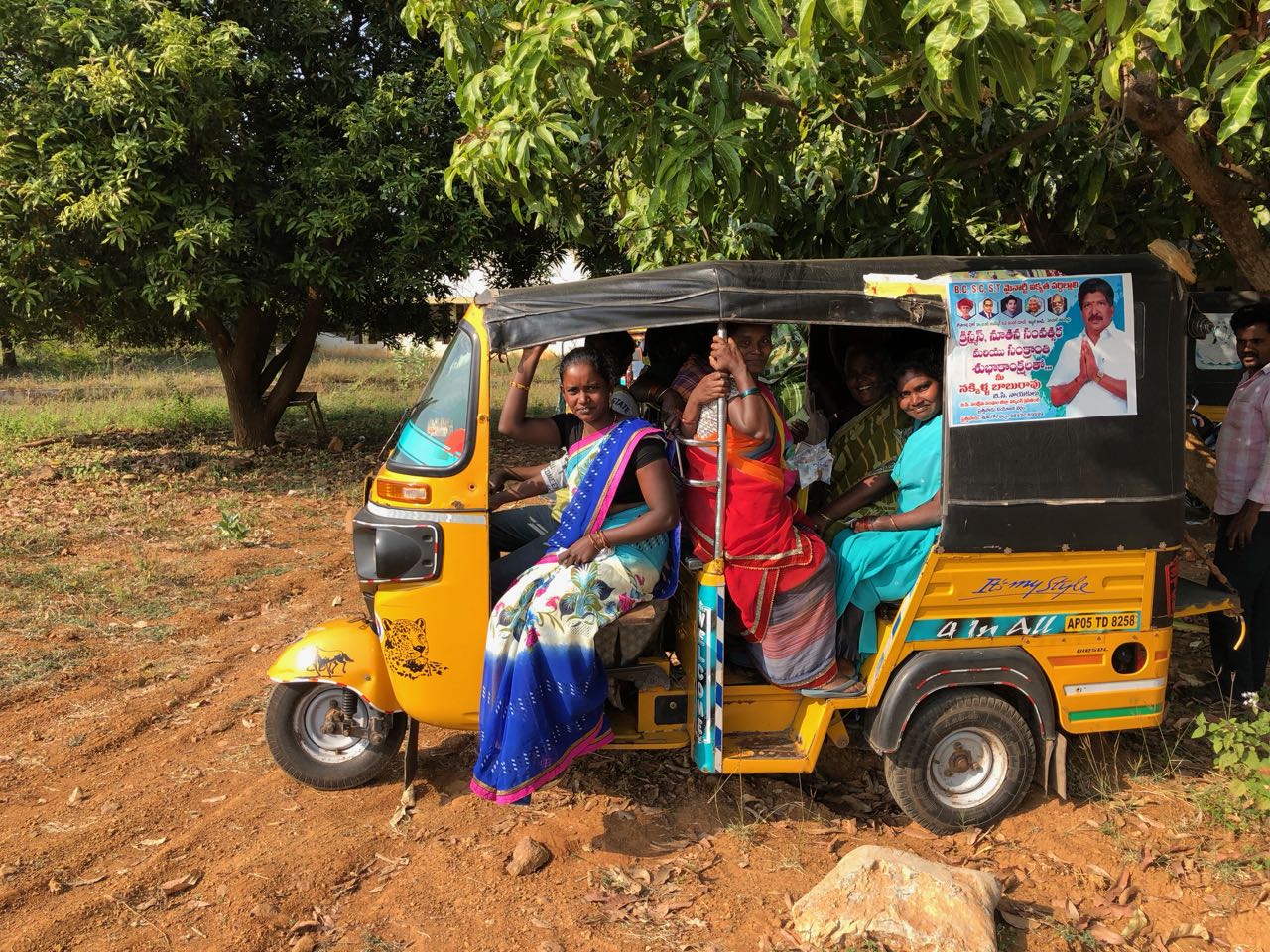 Autorickshaw people traveled for many hours to come and be baptized